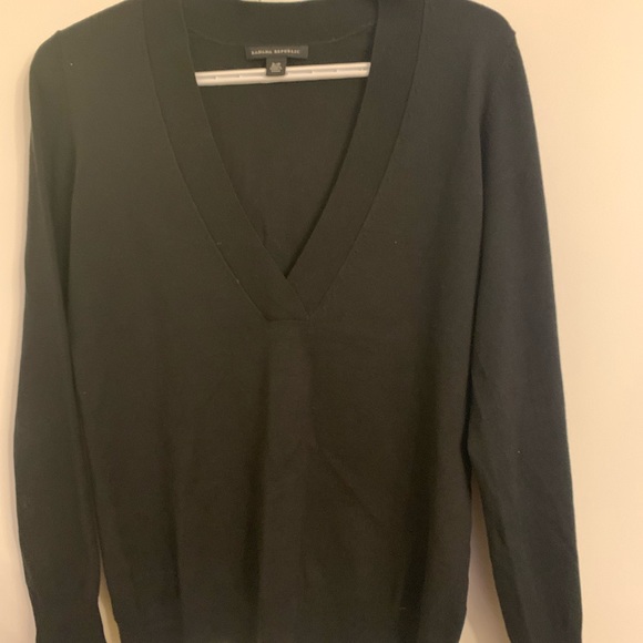 Classic Black V-Neck Sweater: Banana Republic - Picture 8 of 11